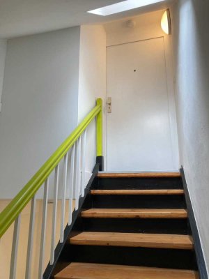 1,5 Zi Appartement  DG HD-Altstadt teilmöbliert Nur an Einzelperson!