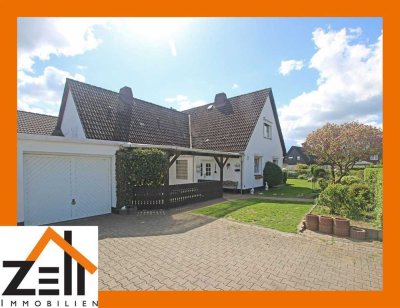 * Gepflegte DHH * EBK * Duschbad * 2 Garagen * Teilkeller * überdachte Terrasse * Garten * uvm. *