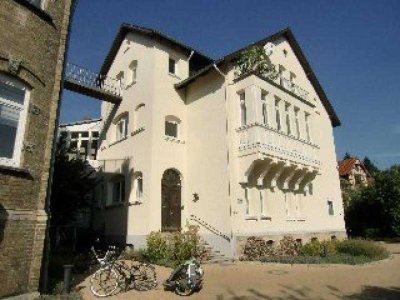 Stilvolle  3-Zi.-Altbauwohnung in ruhiger Innenstadtlage