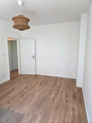 WG Zimmer 569€ Warmmiete Treptow Spree teilmöbliert unmöbliert möglich