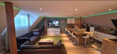 Moderne Maisonette-Wohnung in zentraler Lage