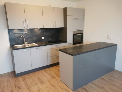 Helle 2-Zi-Wohnung mit Balkon &amp; Stellplatz in Bad Erlach