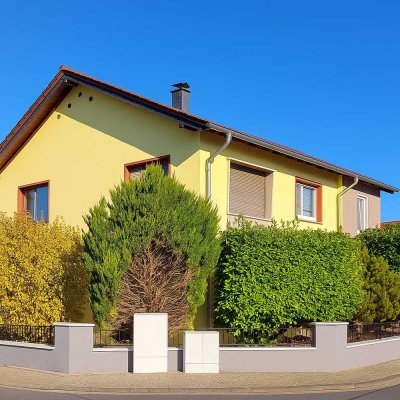 Großzügiges Zuhause für eine, zwei oder drei Generationen in ruhiger Lage von Dienheim!