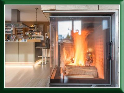 Echtes Penthaus trifft auf Kamin, freistehendem Küchenblock und Westterrasse