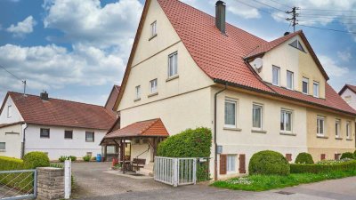 Einladendes Zuhause in Steinheim - Charmante Doppelhaushälfte mit vielfältigen Möglichkeiten!