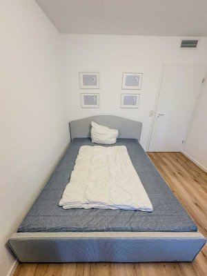 WG-Zimmer / Neugründung 2er-WG mit Balkon in München-Freiman