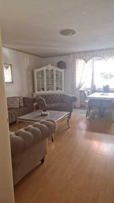 Moderne, helle 3-Zimmer-Wohnung mit STP in toller Lage von Karlsruhe