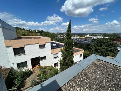 Reihenmittelhaus mit 148 m² Wohnfläche, 2 Stellplätzen, Terrasse und Keller, Jägerhalde S-Wangen