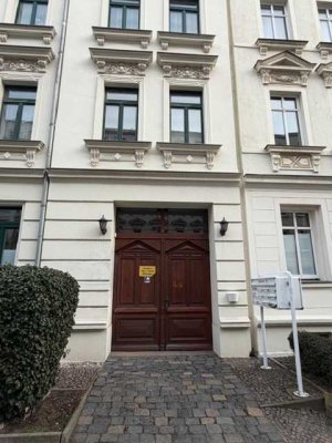 4 Raum Wohnung mit gewerblicher Nutzung - bezugsfrei