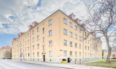 KAPITALANLAGE - 3 ZIMMER DACHGESCHOSSWOHNUNG IN DENKMALOBJEKT - IN BEGEHRTER LAGE - DICHT ELBE