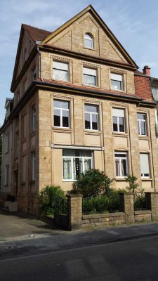 NW-Hambacher Höhe - Belle Etage in Jugendstilvilla mit Garten und Balkon