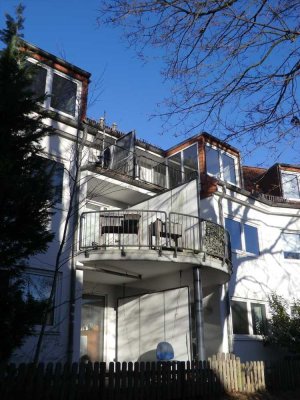 Helle 2-Zi-DG-ETW mit Dachterrasse in Hemelingen