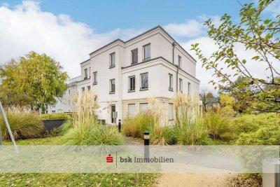 Exklusives Penthouse zzgl. Stellplatz in Gartenvilla im ruhigen Heinersdorf