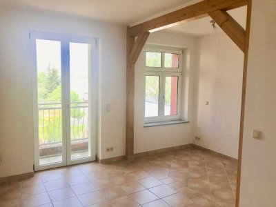 Zentrale 1,5-Zimmer-Wohnung mit Balkon und neuer Einbauküche