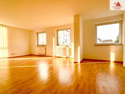 Großzügige 2-Raum-Wohnung mit Balkon, zentral in Zwönitz!