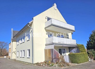 Stadt- & Inselnähe: 3-Zimmer-Wohnung mit Balkon und Peeneblick