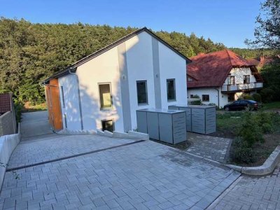 3-Zimmer-Wohnung mit EBK  in Waldrandlage