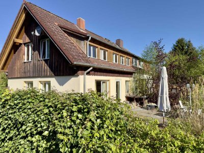 Ledeburg: Doppelhaushälfte mit Potenzial - Eckgrundstück, ruhige Lage, 3-4 Zi., Carport, Kamin etc.