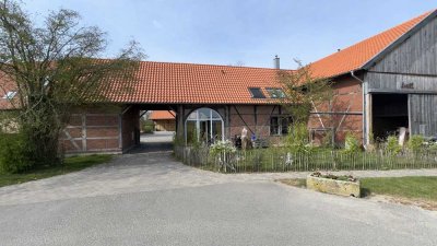 Moderne Loftwohnung mit Garten in einzigartiger Hofgemeinschaft