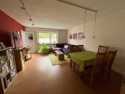 Helle möblierte 2-ZKB Wohnung in ruhiger Wohnlage mit top Anbindung