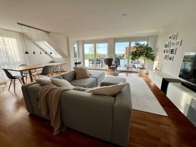 Exklusive helle, moderne 4,5 Zimmer Wohnung mit Weitblick & Garten in Bestlage von PRIVAT