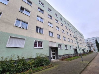 Wohnung zu wohlfühlen mit großem Balkon!