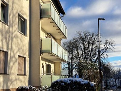 600 € - 86 m² - 3.0 Zi.