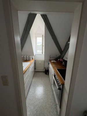 Helle 2-Zimmer Dachgeschosswohnung in Karlsruhe-Neureut