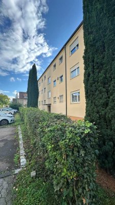 Charmante Etagenwohnung im Herzen von Stuttgart-Vaihingen: Für Kapitalanleger oder Eigennutzer