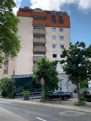Große 4-ZW  mit Dachterrasse