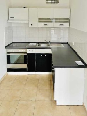 Freundliche seniorengerechte und barrierefreie 2,5-Zimmer-Wohnung mit EBK in Remscheid