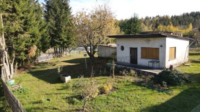 Freizeitgrundstück mit Bungalow auf Eigentumsland!