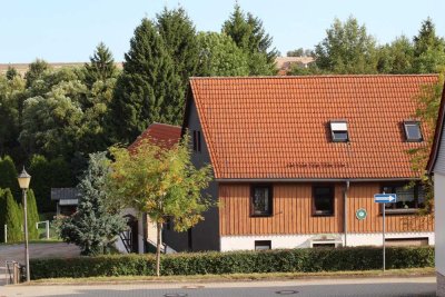 Wohnen - wo andere Urlaub machen! - 2 Häuser mit 3 Wohnungen.