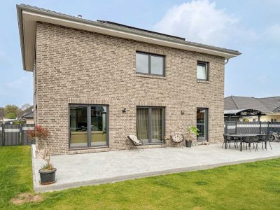 Modernes Einfamilienhaus mit Platz für die ganze Familie
