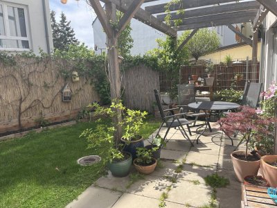 Doppelhaushälfte mit Garten und Terrasse