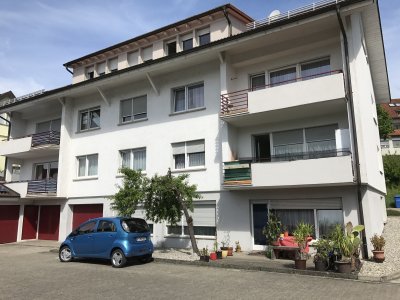 3 Zi.-Whg. mit Balkon, inkl. Garage und Stellplatz - zentral in Tiengen