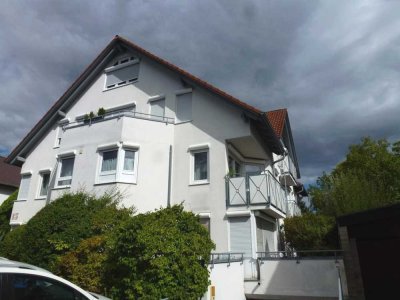 Sonnige, lichtdurchflutete 3-Zi.-Whg. mit zwei Balkonen - hier können Sie sofort einziehen!