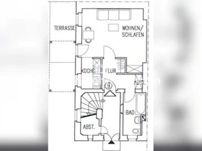Tauschwohnung: Schöne Einraumwohnung mit Terrasse im Hinterhaus Neustadt