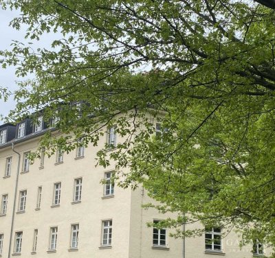 Hochwertige 3 Zimmer-Wohnung in Anger-Crottendorf mit Balkon und Parkett