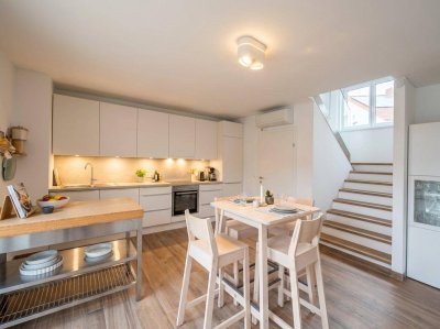 Moderne Doppelhaushälfte mit Eigengarten - 4 Zimmer, 2 Bäder, Terrasse, Stellplatz