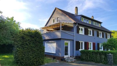 3-Familienwohnhaus mit wunderschönem Garten und viel Nutzfläche!