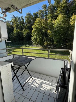 Helle 2-Zimmer-Wohnung mit Balkon im 2. OG in Wiesbaden-Rambach