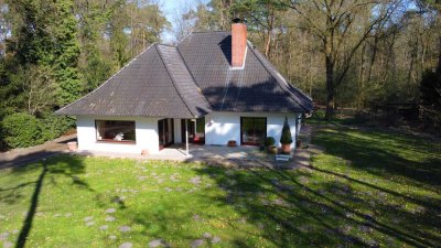 Großes und sehr gepflegtes Wohnhaus auf traumhaftem Waldgrundstück zu verkaufen
