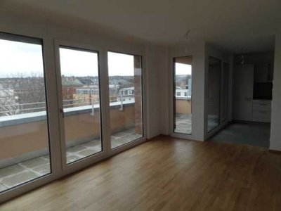 Exklusives Penthouse mit 2 Zimmern und Balkon in Dresden Löbtau-Süd