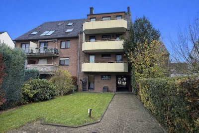 Erdgeschosswohnung mit Loggia und Garten