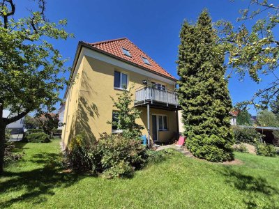 BELIEBTE 3 RAUM-WOHNUNG IM ERDGESCHOSS, TERRASSE, GARTENMITBENUTZUNG!