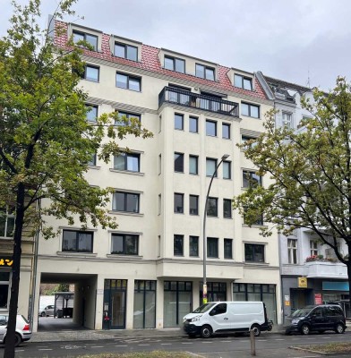 3 Zimmer Wohnung in Wilmersdorf mit Balkon