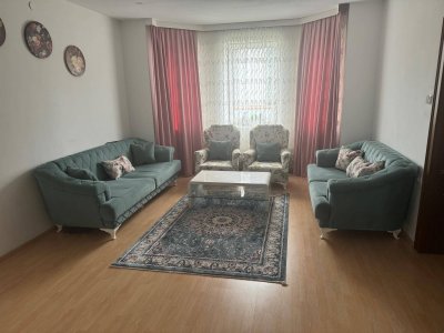 (Reserviert) Großes Einfamilienhaus in zentraler Lage ohne Maklerprovision