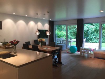 ***Wohlfühlen am Isarhochufer – Exklusive 4-Zimmer Erdgeschoßwohnung in bester Lage Münchens***