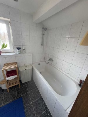 Geschmackvolle 1,5-Raum-Dachgeschosswohnung in Mühlheim am Main, Markwald